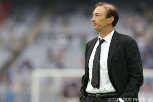 3シーズン目を迎えるエリク モンバエルツ監督のもと、今季初の実戦の場で、新たなチームの可能性を示したい