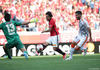 鳥栖に快勝のG大阪が首位浮上!浦和は清水とドロー決着【サマリー:明治安田J1 第12節】