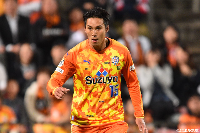 清水よりDFビョン ジュンボンが期限付き移籍加入【金沢】