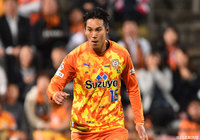 清水よりDFビョン ジュンボンが期限付き移籍加入【金沢】