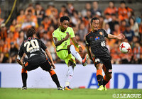 浦和が逆転で清水を下し3連勝！川崎Ｆは終盤に追いつき辛くもドロー【サマリー：明治安田Ｊ１ 第24節】