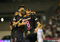 Ｃ大阪が札幌下し暫定首位堅持！多摩川クラシコ、埼玉ダービーはドロー【サマリー：明治安田Ｊ１ 第20節】