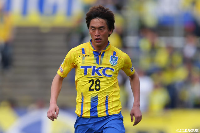 安藤が完全移籍で加入することを発表した北九州