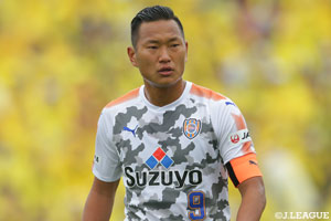 ここ5試合でわずか1勝と苦戦が続く清水。怪我から復帰の鄭 大世に期待が懸かる。