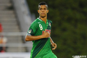 町田との東京クラシックに挑む東京V。失点が多さが気がかりだが、ドウグラス ヴィエイラの攻撃力に期待したい。