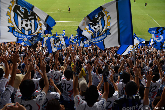 東福岡高のMF福田と仮契約【Ｇ大阪】 