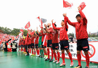 名古屋が首位・湘南を下し4連勝!逆転負けの群馬は今季の21位以下が確定【サマリー:明治安田J2 第37節】