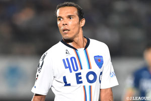 横浜FCの攻撃を牽引するレアンドロ ドミンゲス。テクニカルなプレーで相手の脅威となれるか。