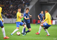 日本、槙野が一矢報いるもブラジルに1-3で完敗【サマリー:国際親善試合 日本vsブラジル】