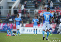 横浜FCが岡山に土壇場で追いつかれ、昇格プレーオフ進出の可能性が消滅… 山口は町田を下し、2連勝で降格圏脱出【サマリー:明治安田J2 第41節】