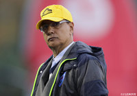 タヴァレス監督との契約を更新【横浜FC】