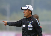 森岡監督との契約を更新【鳥取】