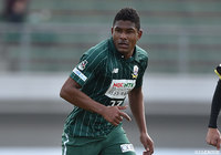 岐阜よりMFヘニキが完全移籍で加入【栃木】