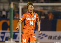 愛媛よりMF白井が完全移籍で加入【札幌】