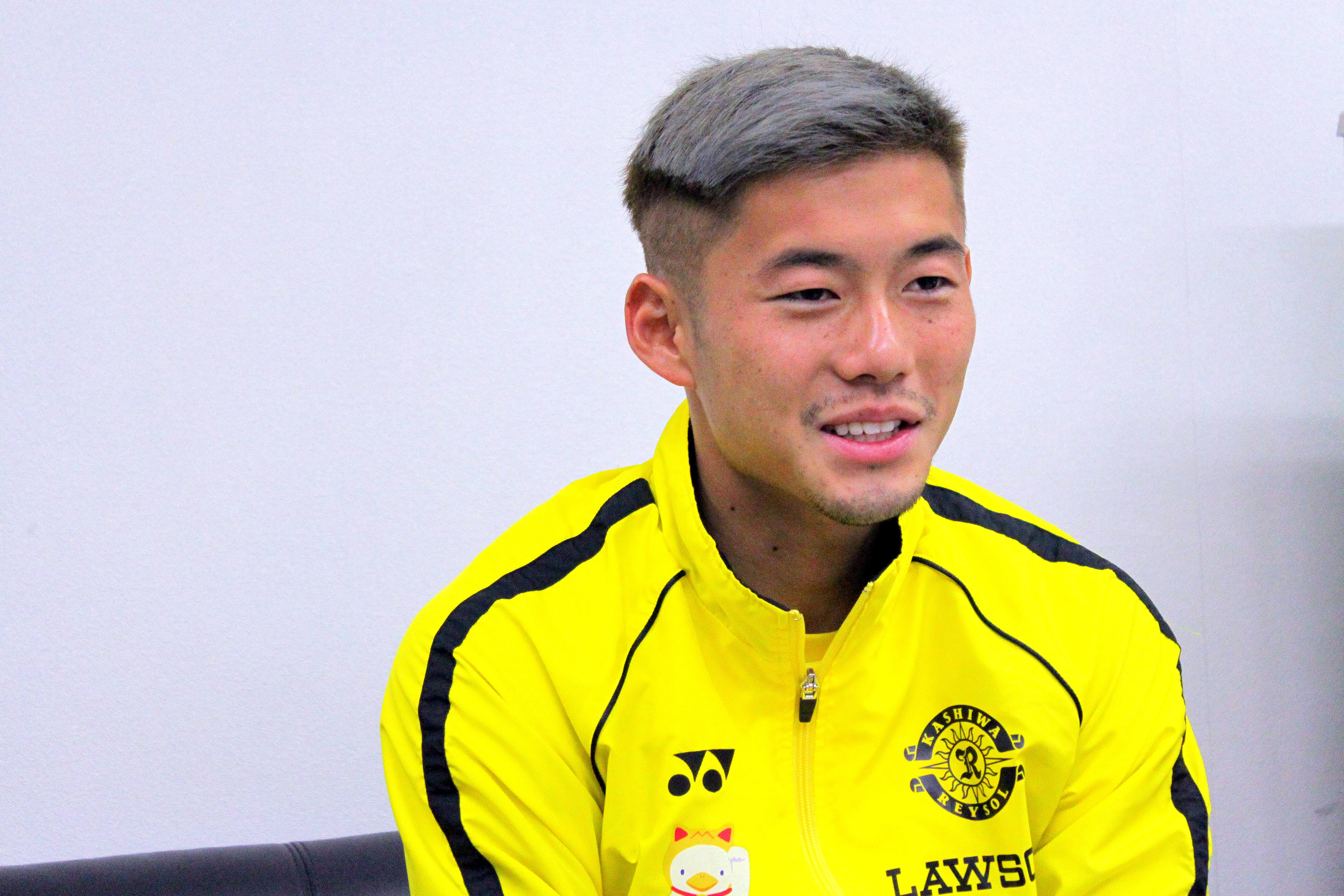 プロ志望だった小池だが、Jクラブからのオファーはなかなか届かなかった。