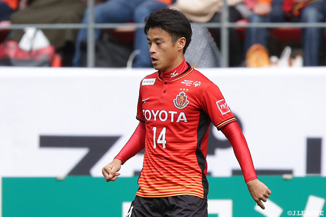 MF秋山がプロA契約を締結【名古屋】