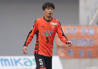 MF佐藤が全治8週間の負傷【山口】