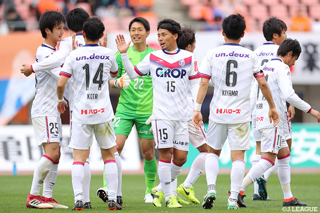 新潟に完封勝利の岡山が首位を堅持 町田は土壇場で追いつき無敗をキープ【サマリー：明治安田Ｊ２ 第8節】