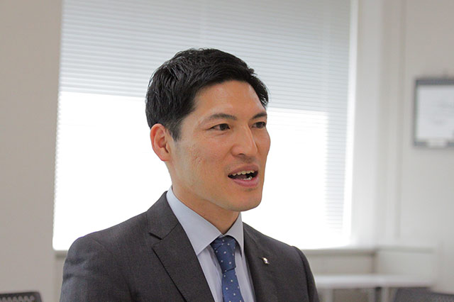 プロサッカー選手としての経験 役立てています 千代反田 充編 jリーグ Jp