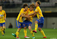 茂木のハットトリックで勝利の仙台がA組首位に浮上！B組の甲府はプレーオフステージ進出決定【サマリー：ルヴァンカップ GS 第5節】