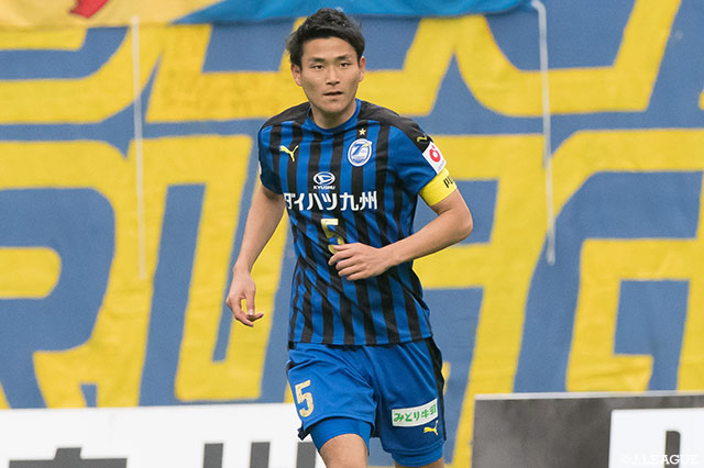 通算100試合出場まであと1試合に迫った鈴木 義宜(大分)