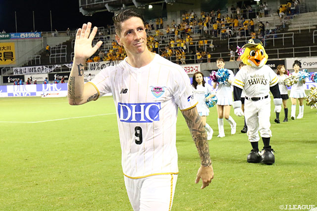 50分からピッチに立ったフェルナンド トーレス（鳥栖）。ゴールに迫るシーンも多く、今後の活躍に期待がかかる