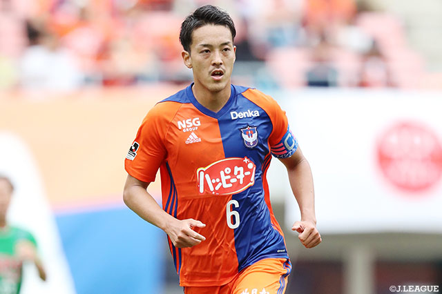 磯村は2017年より新潟に在籍し、今季の明治安田J2では19試合・1得点の成績でした