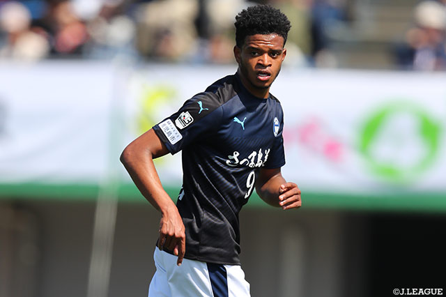 鹿児島よりFWアレックスが期限付き移籍加入【栃木】