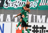 松本が熊本を下し首位の座を堅持 2発快勝の大宮は5位浮上【サマリー:明治安田J2 第34節】