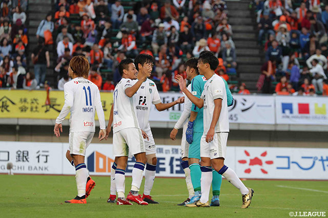 山口を下した福岡が暫定3位に浮上！岐阜は14試合ぶりとなる勝利を手にする【サマリー：明治安田Ｊ２ 第37節】