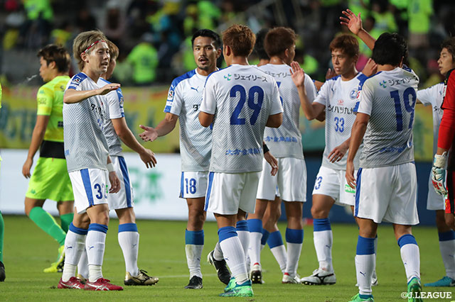 快勝の大分が町田をかわし2位浮上！首位松本との勝点差は「1」に【サマリー：明治安田Ｊ２ 第38節】