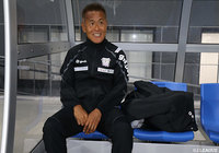 石﨑監督との契約を更新【藤枝】