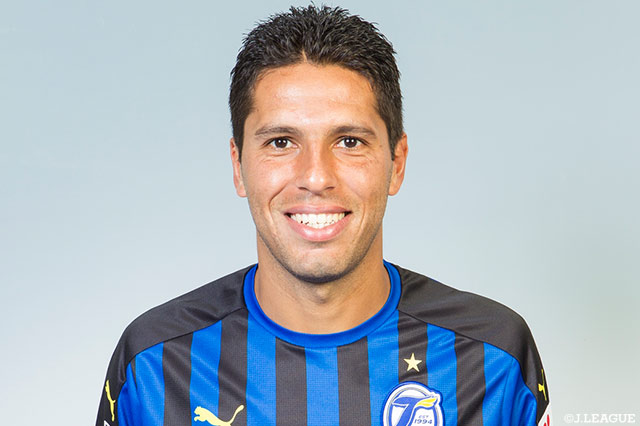 大分よりDFウイリアンが完全移籍加入【鹿児島】