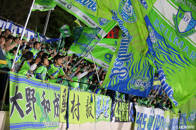 フラメンゴよりDFデュマスが完全移籍加入【湘南】