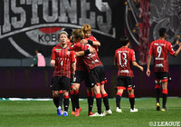 札幌が神戸を逆転で下し、4連勝達成！ FC東京は連勝ストップも勝点1を積み上げて首位堅持【サマリー：明治安田Ｊ１ 第10節】