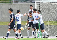 下平新体制の横浜FCが初陣を制す！快勝の甲府は暫定4位浮上【サマリー：明治安田Ｊ２ 第14節】