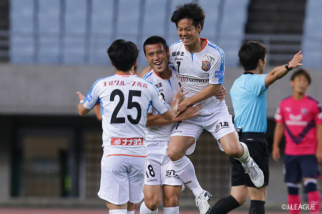 リーグ戦4連敗と苦しかった八戸がC大23を相手に3発快勝！【サマリー：明治安田Ｊ３ 第10節】