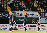 ルカオの決勝弾で鹿児島が9試合ぶりの勝利!敗れた岐阜は最下位を脱出できず【サマリー:明治安田J2 第23節】