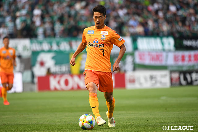 MF六平が全治6週間の負傷【清水】