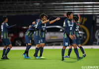 熊本との上位対決を制した群馬が3位の座をキープ！ YS横浜は浅川のハットトリックなどで沼津に逆転勝ち【サマリー：明治安田Ｊ３ 第29節】