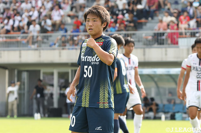 大分よりMF坂井が期限付き移籍加入【鳥取】