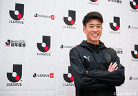 鈴木 唯人(市立船橋高→清水)「サッカーをやっている子たちの憧れの存在になることが目標です」【注目新人選手インタビュー】