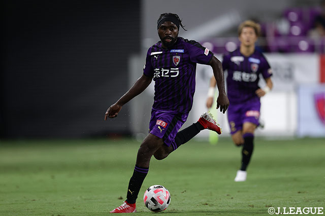 2連勝で復調の気配を示す京都は頼みのエース、ピーター ウタカの出来が勝敗を分けるポイントとなるだろう