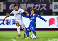 首位徳島は琉球と1-1決着 快勝を収めた東京Ｖは暫定6位に浮上【サマリー：明治安田Ｊ２ 第24節】