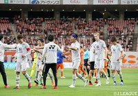 福岡が11連勝を達成！引き分けた首位の徳島と勝点で並ぶ【サマリー：明治安田Ｊ２ 第26節】