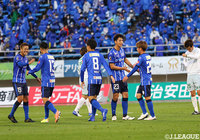 山形が4発大勝で暫定6位に浮上！ 金沢vs岡山は両者決め手を欠き、0-0決着【サマリー：明治安田Ｊ２ 第29節】