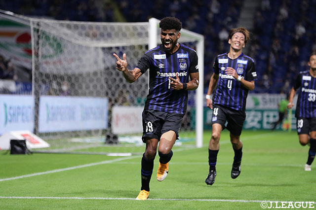 川崎F以上に勝点を積み重ねたのは、G大阪だ。堅い守りに加え、パトリックら攻撃陣が調子を上げてきたのも好材料で、シーズン終盤に向けて、さらに勢いに乗っていく可能性は十分だ