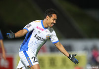 エジガル ジュニオの2得点で逆転勝利の長崎が3連勝を達成！松本に敗れた2位・福岡との勝点差を2に縮める【サマリー：明治安田Ｊ２ 第32節】