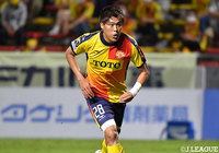 湘南よりFW鈴木が完全移籍加入【松本】