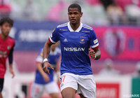 柏よりFWジュニオール サントスが完全移籍加入【広島】